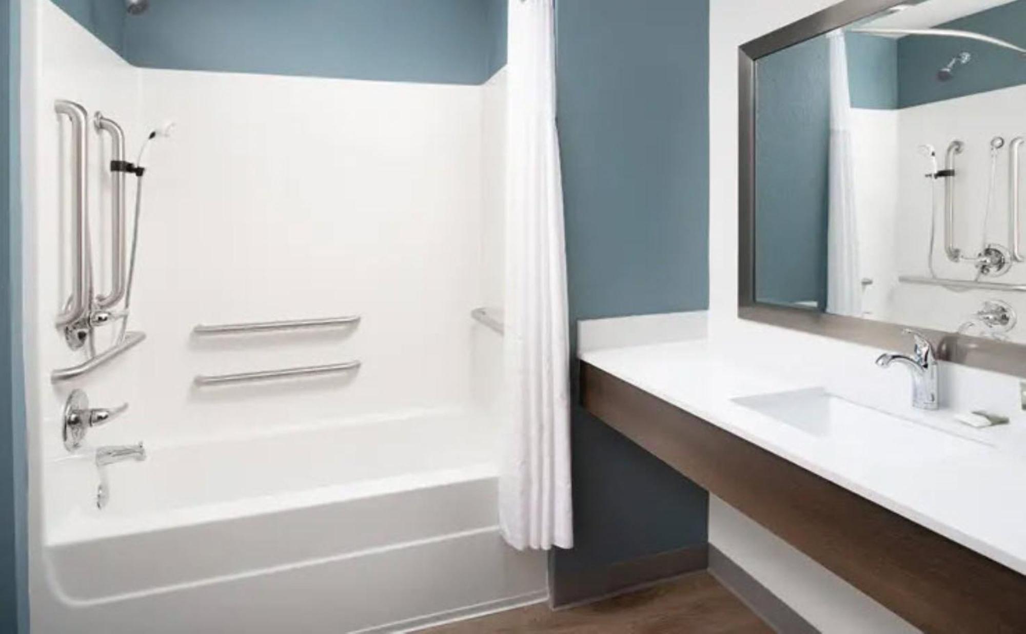 Woodspring Suites Huntsville - Research Park Экстерьер фото